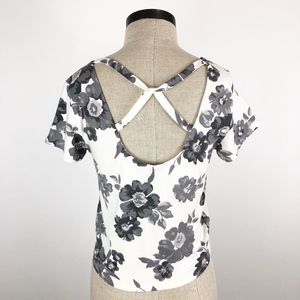New Prince & Fox (Aeropostale) Crop